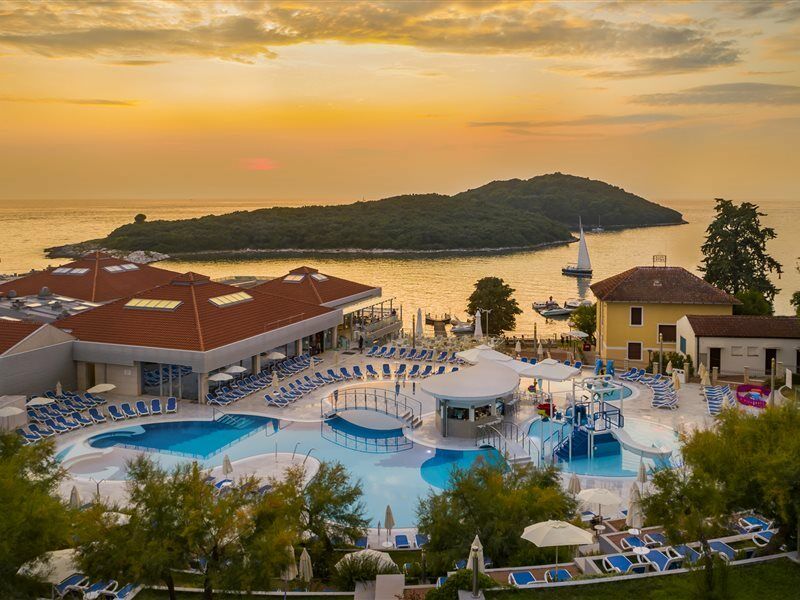 Maistra Select Belvedere Resort เวอร์ซาร์ ภายนอก รูปภาพ